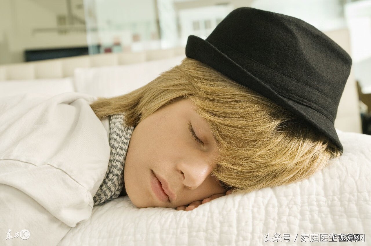 儿童打呼噜怎么快速解决的方法 小孩子打呼噜的原因