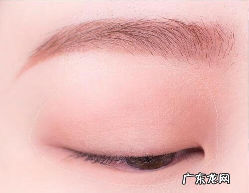 眼部化妆步骤图解 化眼妆步骤图解
