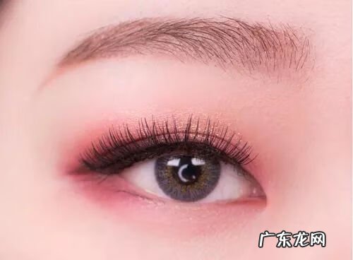 眼部化妆步骤图解 化眼妆步骤图解