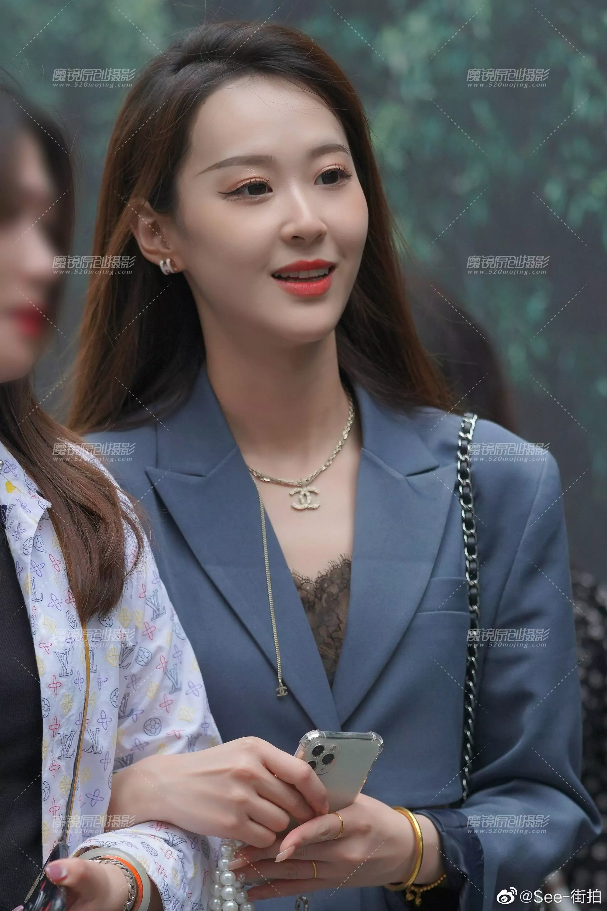 女生有哪些上班时尚搭配推荐?