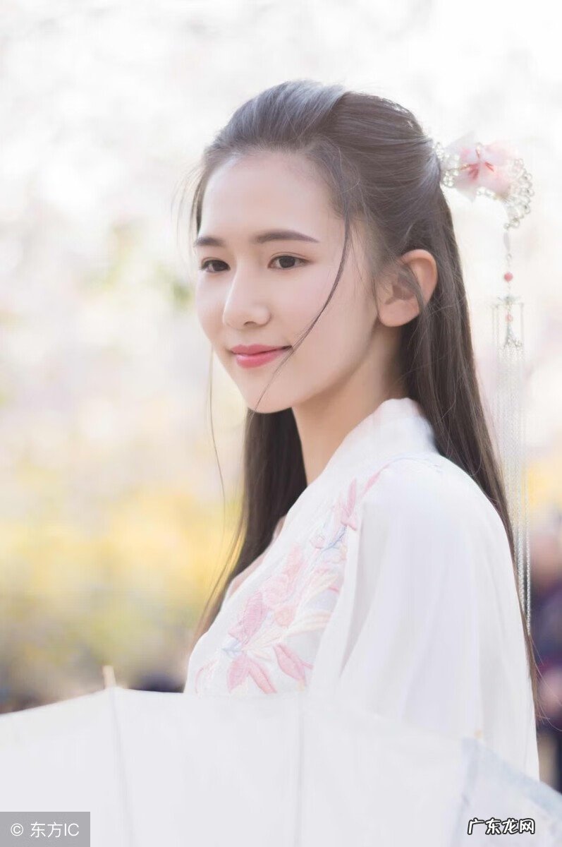 人脸上会长斑 脸上有斑的风水