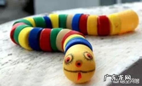 如何用塑料瓶盖制作DIY手工？