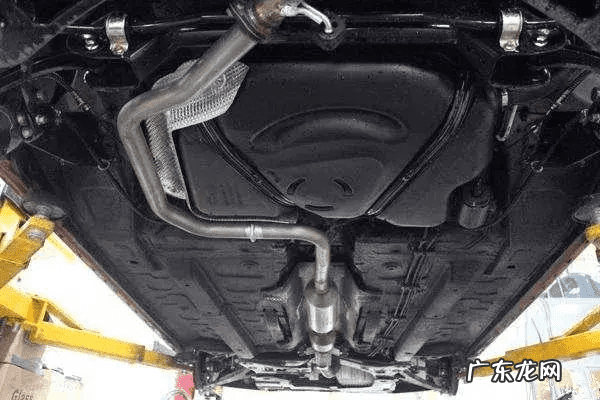 4s店的底盘装甲是什么 底盘装甲是什么东西