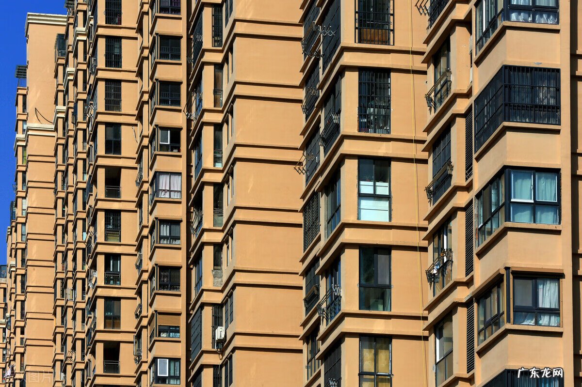 蝶形两梯四户户型图 两梯四户蝶形平面图