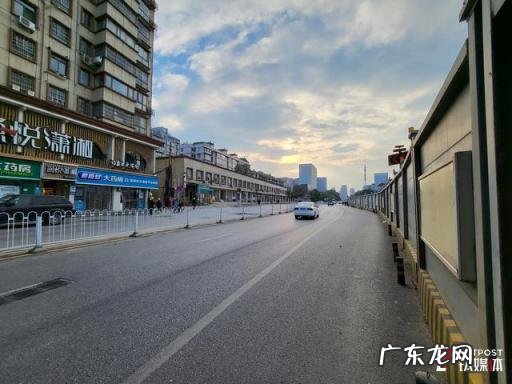 三星2022翻盖手机新款图片 三星galaxy z flip3多少钱