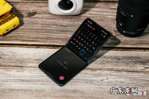 三星2022翻盖手机新款图片 三星galaxy z flip3多少钱