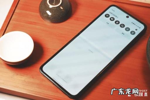 三星2022翻盖手机新款图片 三星galaxy z flip3多少钱