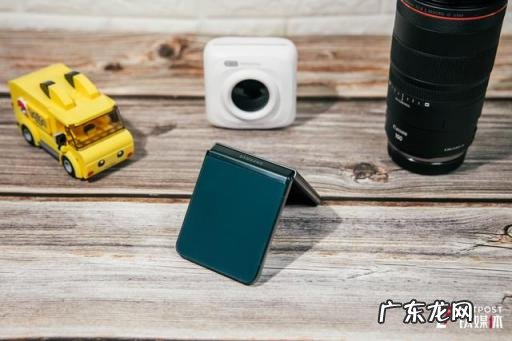 三星2022翻盖手机新款图片 三星galaxy z flip3多少钱
