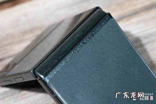 三星2022翻盖手机新款图片 三星galaxy z flip3多少钱