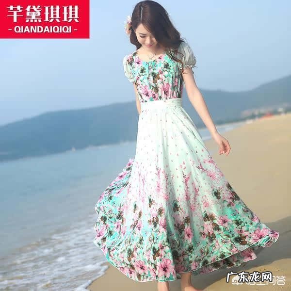 女生穿着沙滩长裙走路有什么感觉?