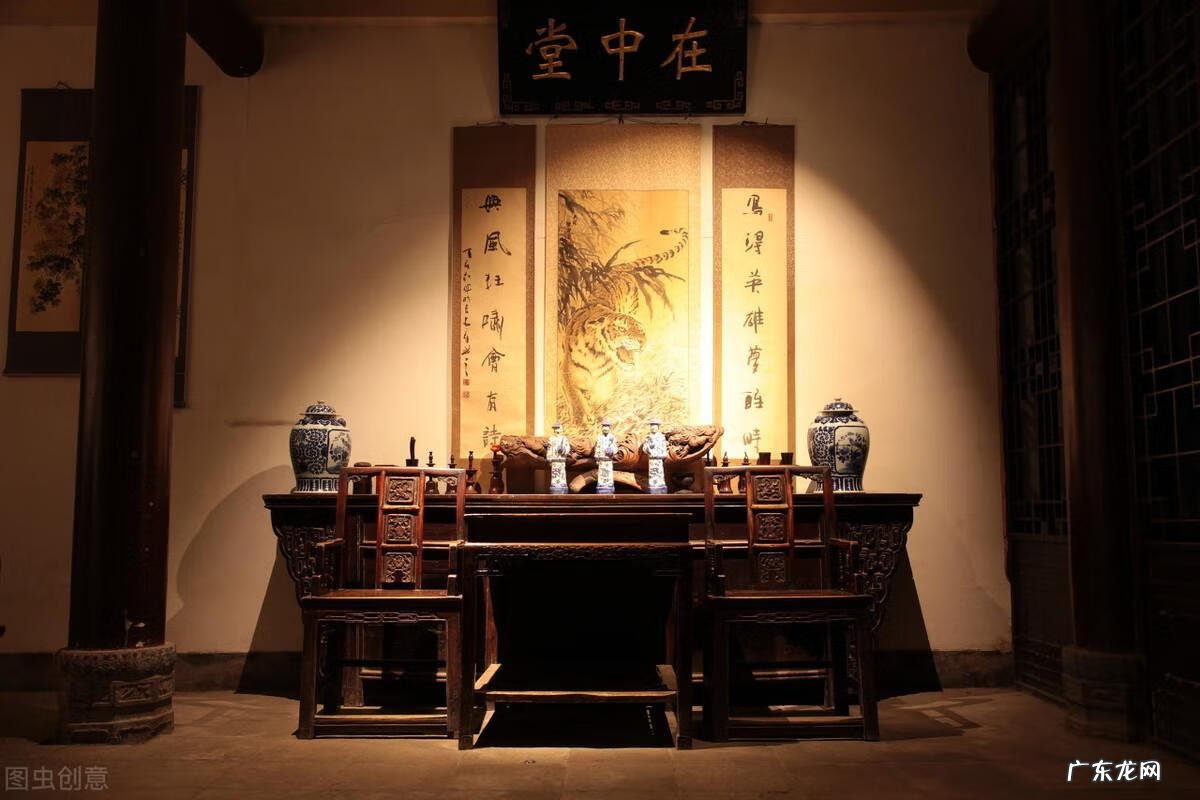 红木家具的风水作用 红色家具风水图片大全