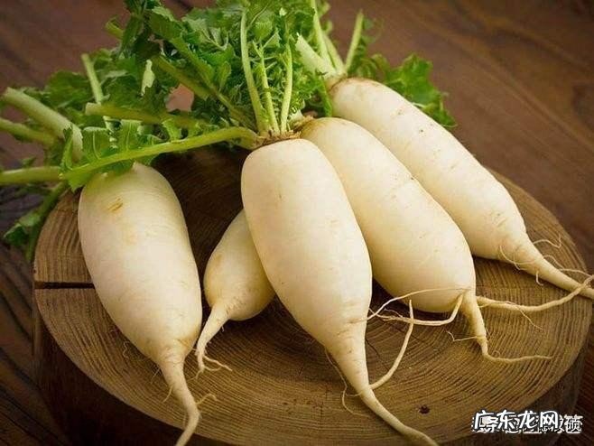 10月24日,就是“霜降”节气了,饮食上吃点啥好?又该如何养生,健康过冬?