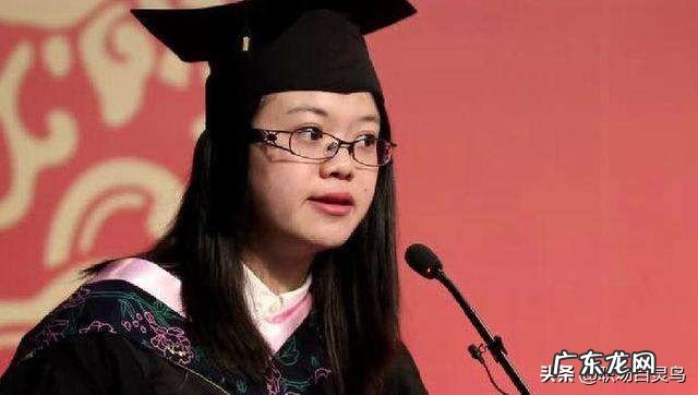 公司开年会700多人,要求做述职报告,没上过台紧张怎么办?