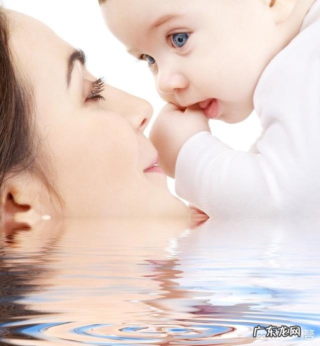 宝宝经常半夜不睡觉怎么办?