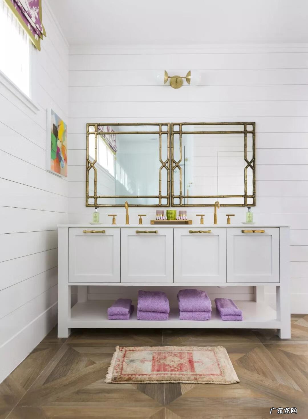 主卧窗帘紫色 紫色的房间配什么颜色的窗帘