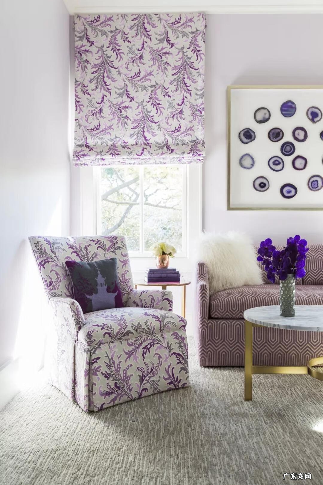 主卧窗帘紫色 紫色的房间配什么颜色的窗帘