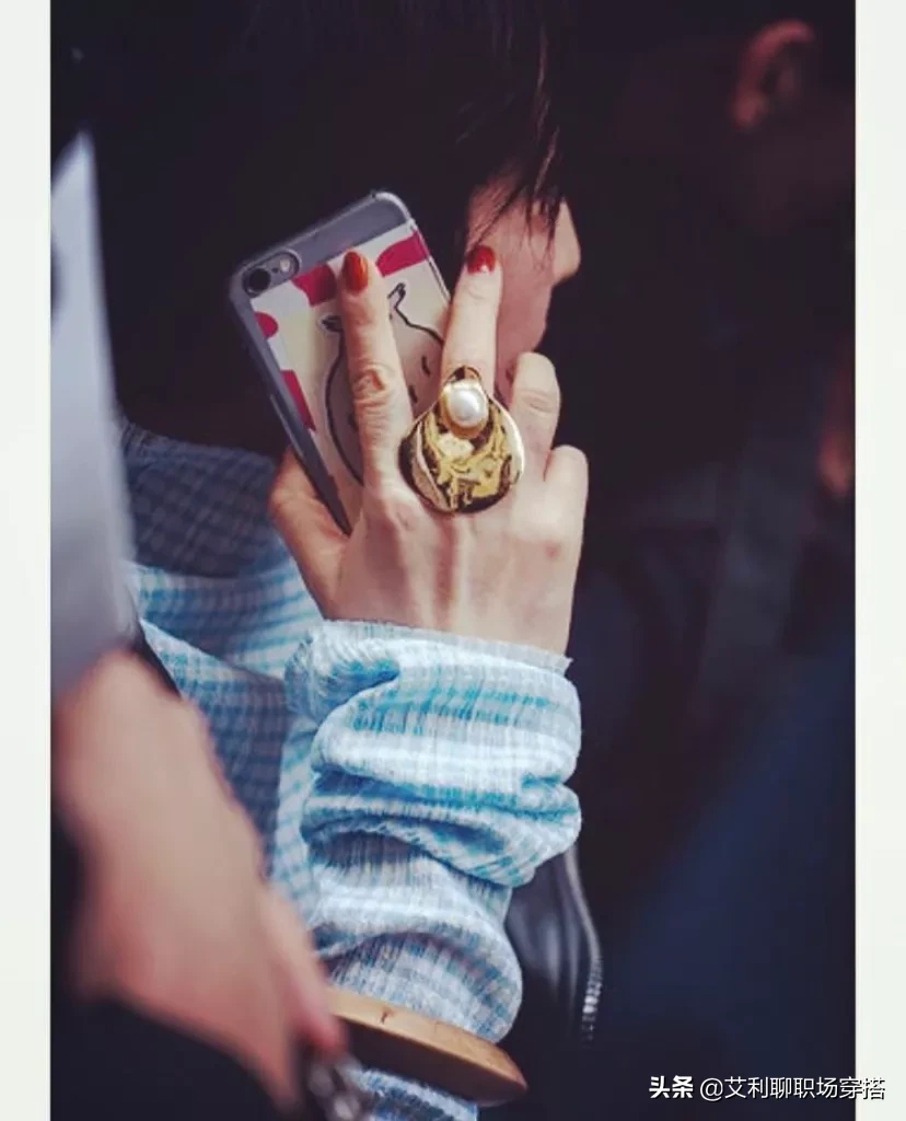 女孩子该如何选择自己的穿衣风格?