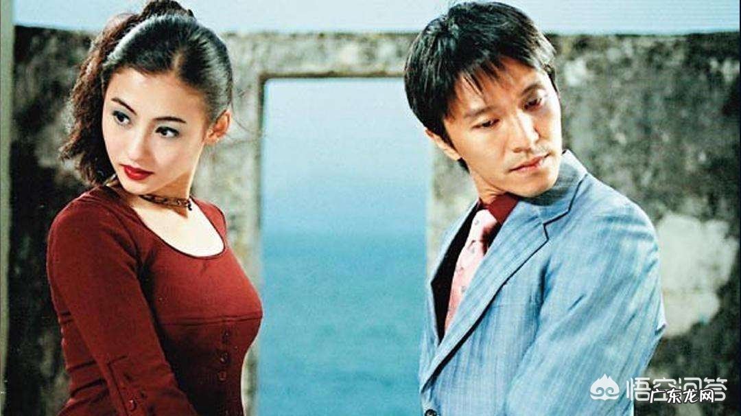 八九十年代香港拍摄了大量的烂片，可为何现在看起来这些片子比如今的烂片更有感觉呢？