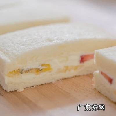 水果面包三明治 吐司水果三明治