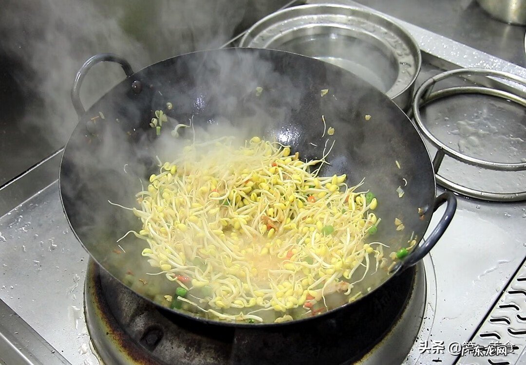 家常炒黄豆芽的做法 豆腐黄豆芽的做法大全