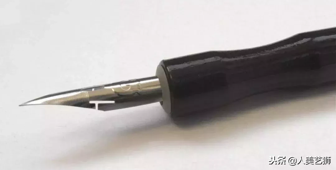 蘸水笔该怎么用啊 蘸墨水钢笔怎么用