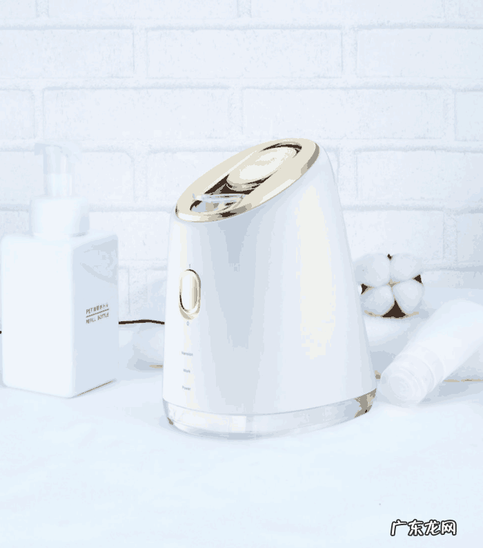 蒸脸器的作用与功效 蒸脸器有用么