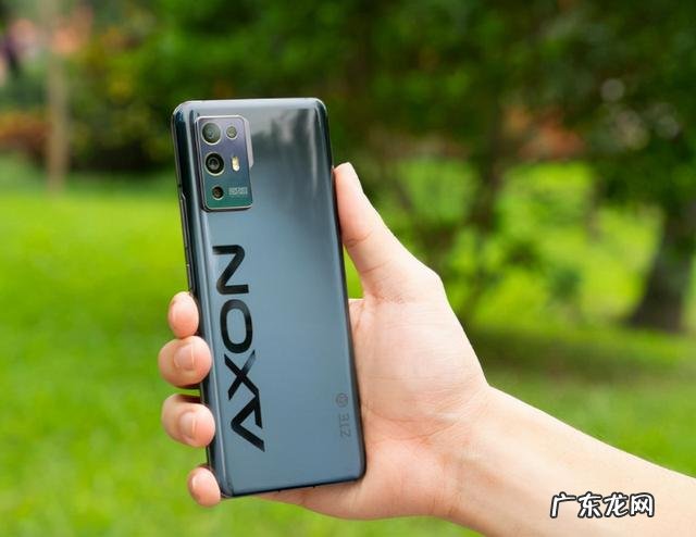 性价比高的冷门手机推荐 推荐几款旗舰手机