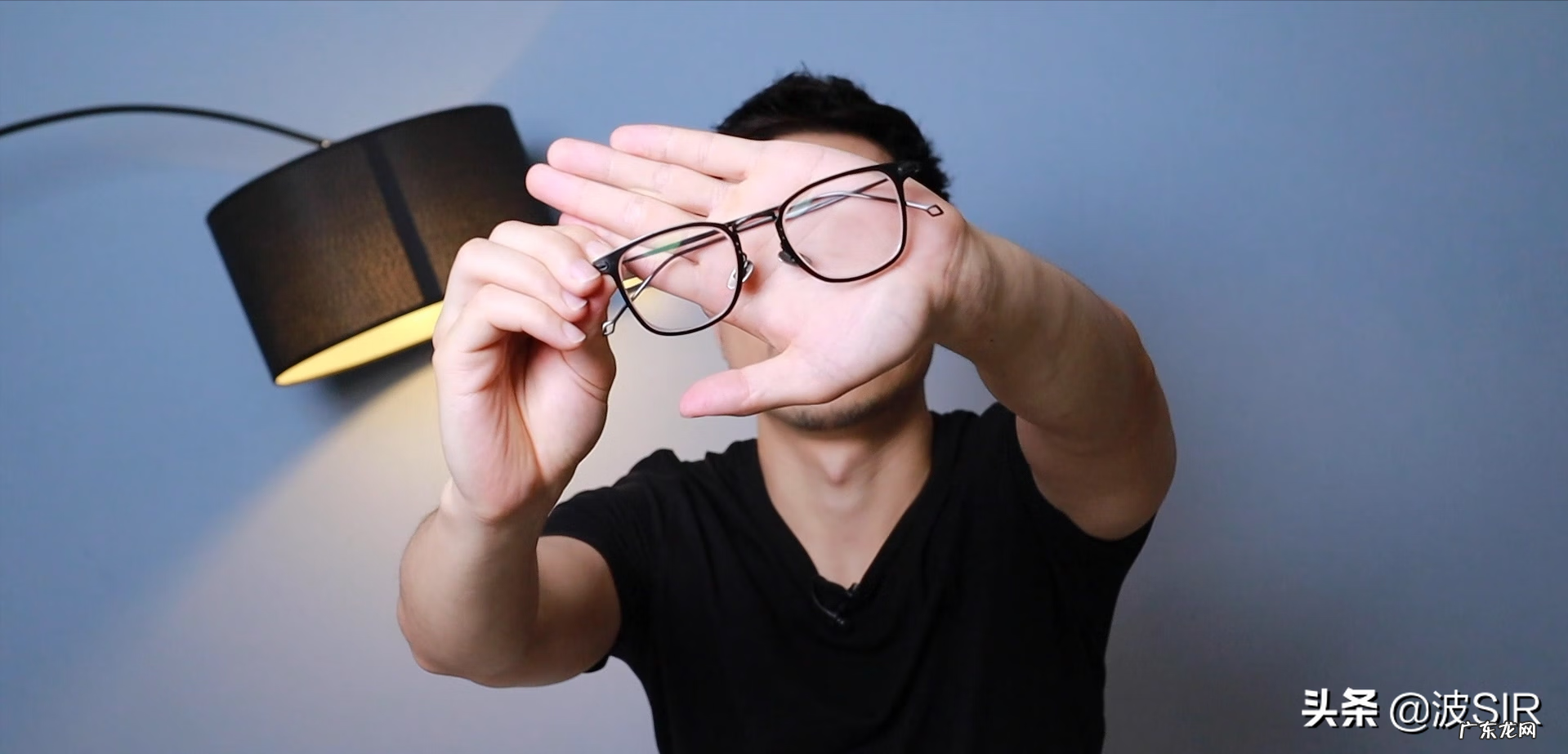 颧骨高的女生戴什么眼镜 颧骨高适合哪种眼镜