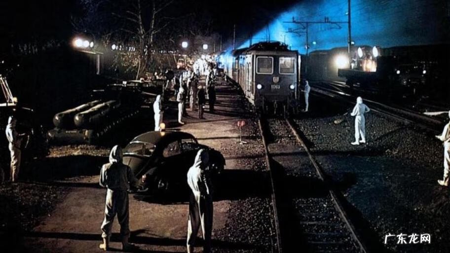 僵尸特攻队哪个版本能玩 活尸特攻队