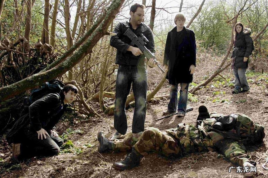 僵尸特攻队哪个版本能玩 活尸特攻队