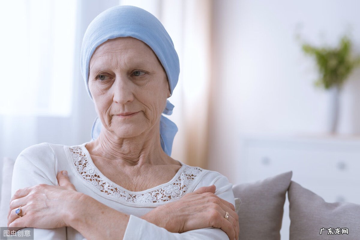 乳腺癌晚期临床表现 乳腺癌的晚期症状有哪些