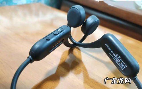 蓝牙耳机频繁断开又重连sir 蓝牙耳机隔几秒卡一下和手机有关系吗