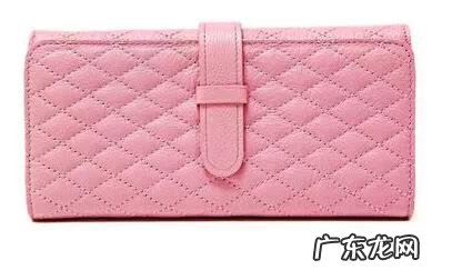 羊皮钱包好还是牛皮好 牛皮黄色钱包风水