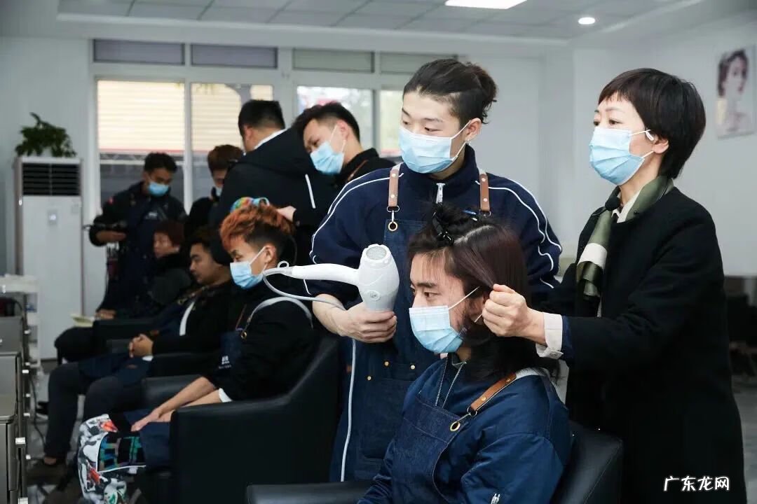 形象设计师的职业形象 个人形象设计师哪里有