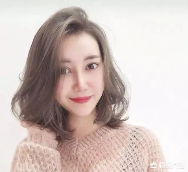 头发少,脸小,留什么发型好?