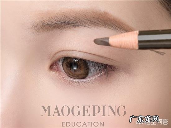 如何打造可爱的韩国妆容?