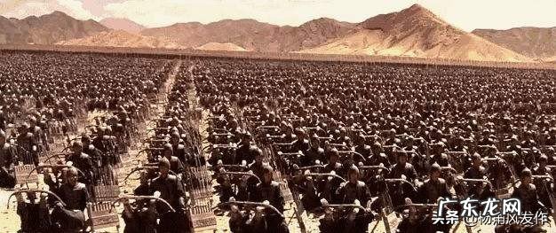 古代战争中，面对对方的弓箭齐射，旋转长柄武器，或者拨打，真的可以挡下箭矢么？