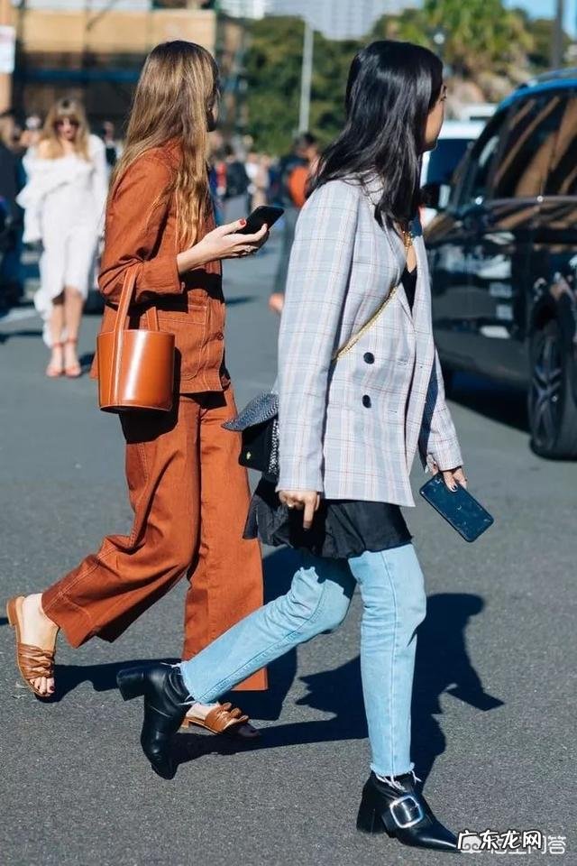 上半身胖的人该怎样搭配衣服呢？