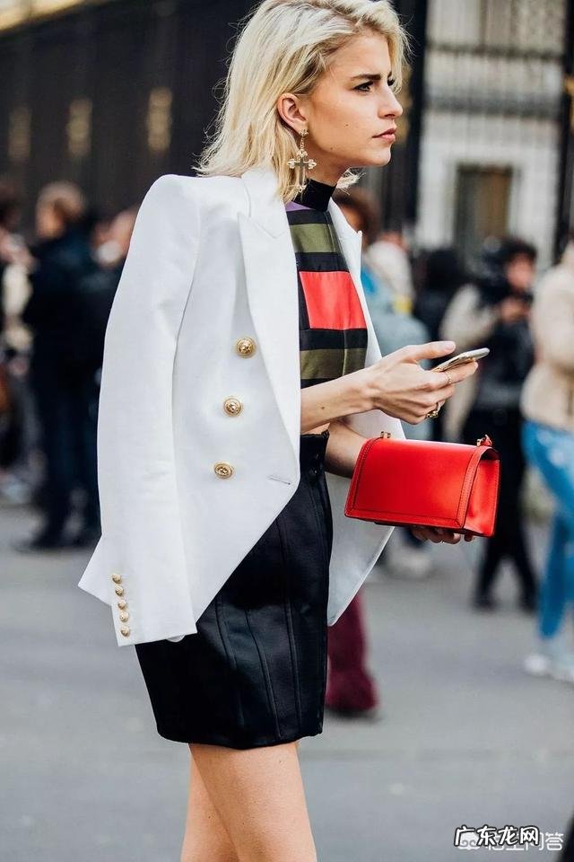 上半身胖的人该怎样搭配衣服呢？