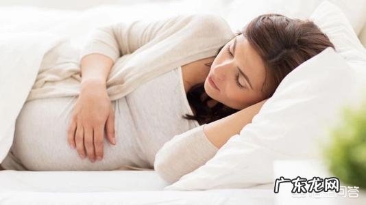 孕妇平躺着睡觉对胎儿有影响吗？