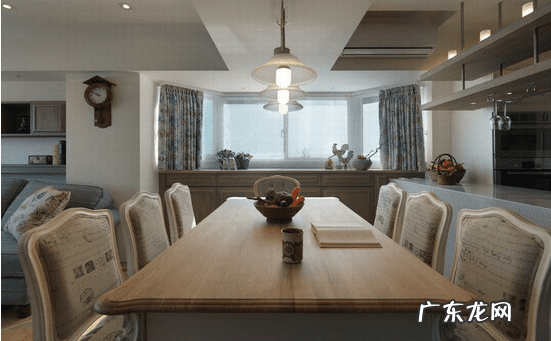 滚梯下面的档口风水 档口大门对着大门