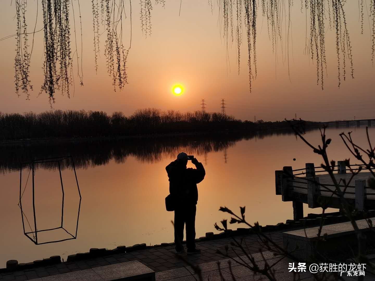 因为这次新冠疫情,中国4月4日举行哀悼活动有什么积极的意义?