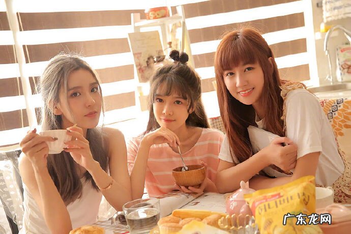 LOL小苍 lol解说小苍图片