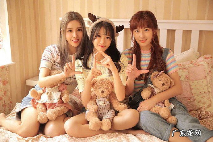 LOL小苍 lol解说小苍图片