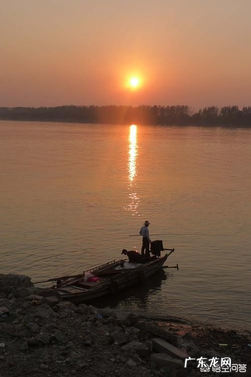 别人总是多管闲事怎样不带脏字的回怼他?