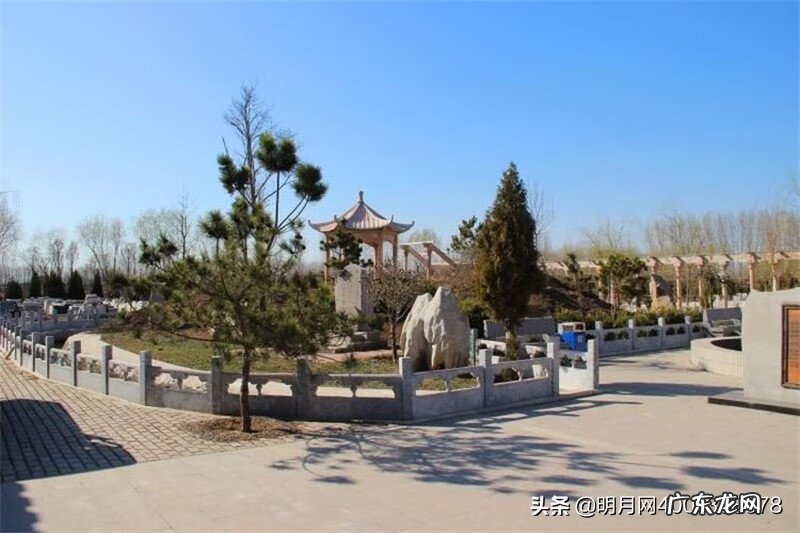 买骨灰盒有什么忌讳 骨灰盒要打伞有讲究么