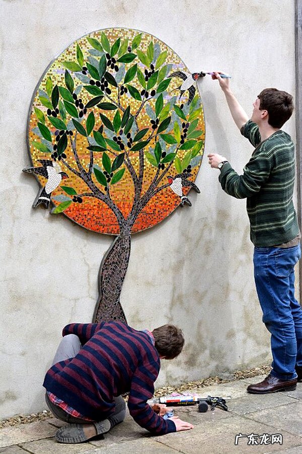 碎瓷砖铺装 碎瓷砖铺地面