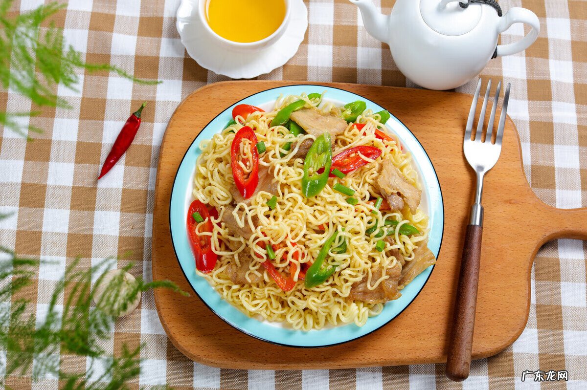 叉子的英文单词 叉子的英文怎么写