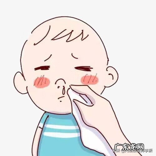 新生儿鼻屎多正常吗 新生儿鼻屎多怎么回事