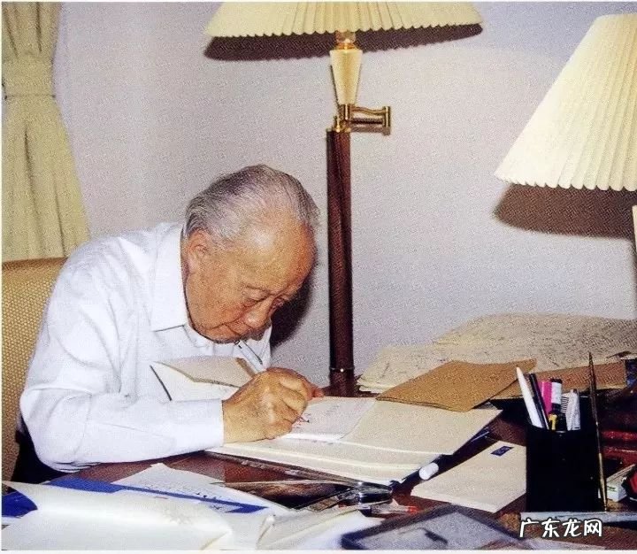 著名科学家钱伟长多年前论文走红